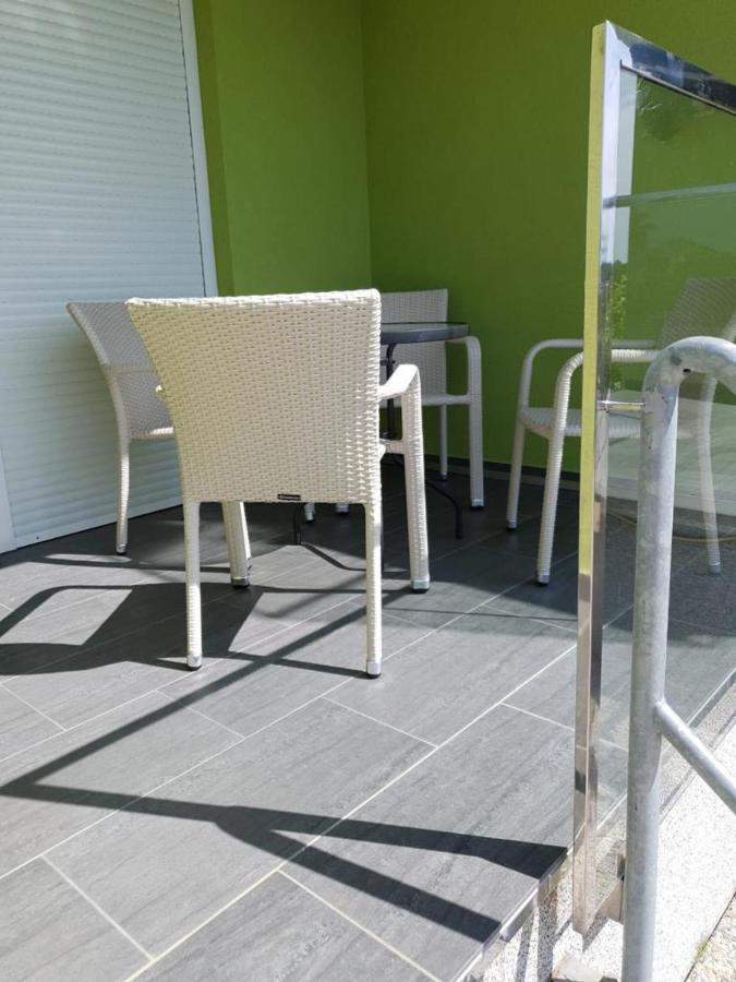 Apartmani Matko 宁 外观 照片