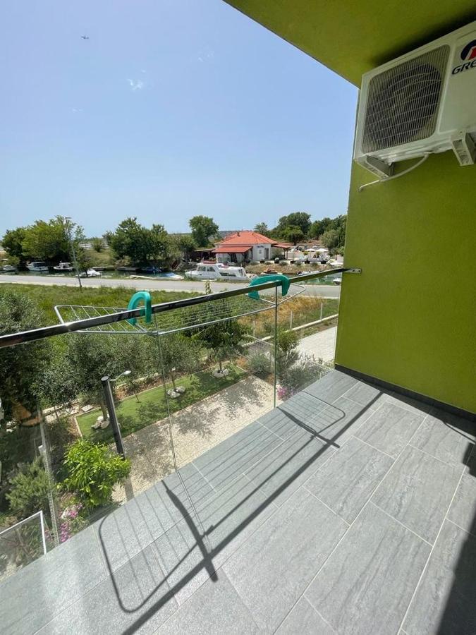 Apartmani Matko 宁 外观 照片